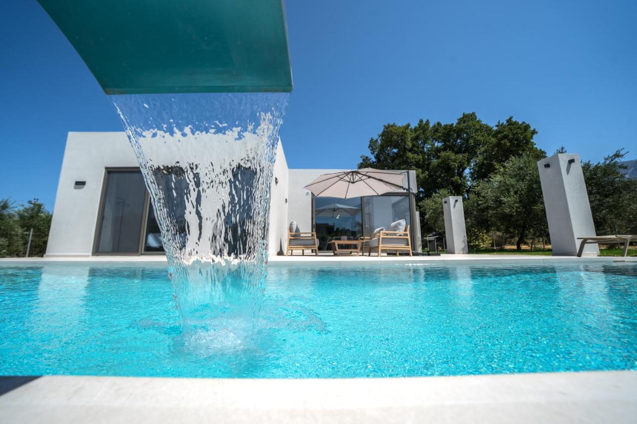 Villa Vivian Heated Private Swimming Pool & Jacuzzi Georgioupoli Exterior photo